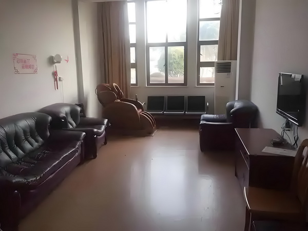 丹华